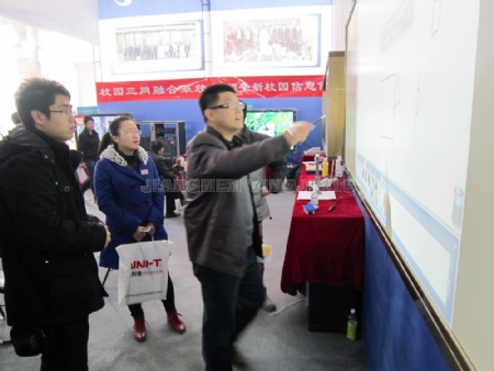 �c(di��n)�����Ŵ�