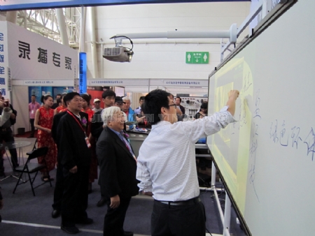 �c(di��n)�����Ŵ�