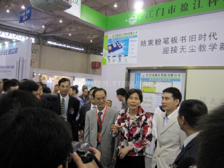 �c�����Ŵ�