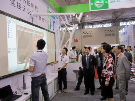 �c(di��n)�����Ŵ�