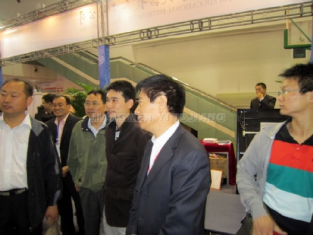 �c(di��n)�����Ŵ�